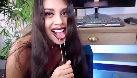 Indian brunette has a creampie in her hairy anal hole