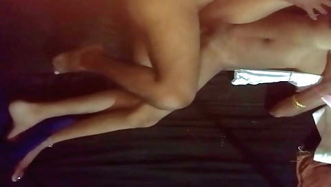 Indian amateur girl gives a good ride on her boyfriend's cock