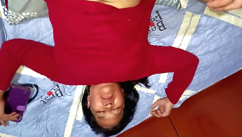 Indian brunette creampie in a homemade creampie scene