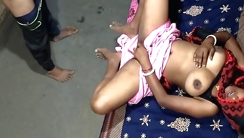 Indian bhabi gives best to her lover in a hardcore way