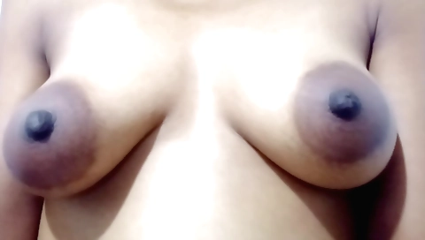 Indian solo girl doing her thing in a homemade video