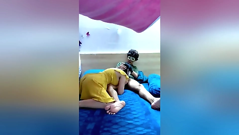 Indian couple have sex in a remote place and hotel