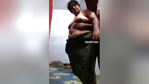 Indian woman with big tits gets her wet cunt boned