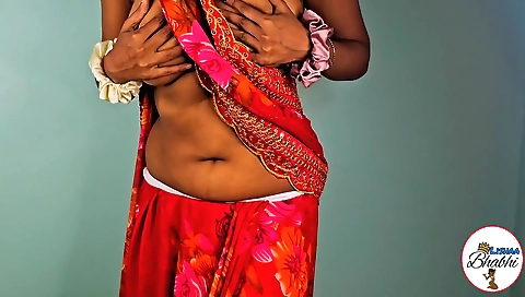 Bhojpuri bhabhi naked dance and riding fingers on cunt