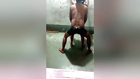 Indian amateur brunette girl having sex with a guy
