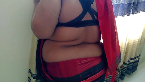 Natural indian milf 18+ home video with her clothes