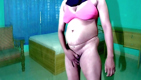 Busty amateur brunette makes cum inside after herself