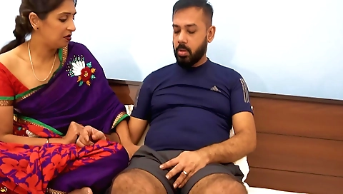 Desi girl friend cheated her ex-boyfriend to fuck him