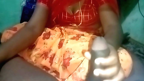 Busty indian auntly handsjob her teen in a webcam video