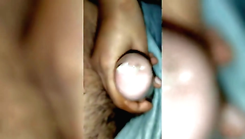 Amateur girl with perfect curves sucks a guy's throating hole