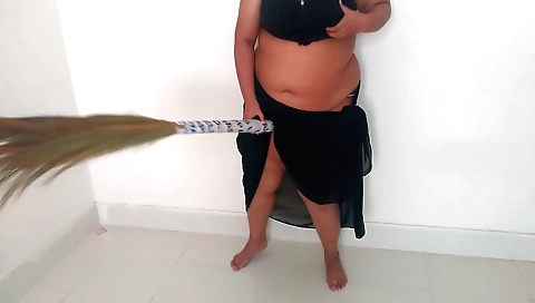 Sexy Indian solo chick seduces a man by having sex with her