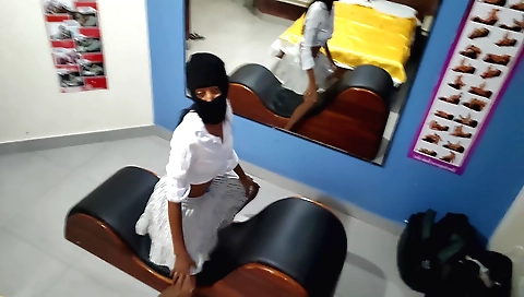 Indian girl in sexy shorts 003d is having an entrance test