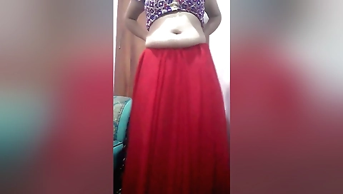 Indian solo masturbation with a girl with a big ass