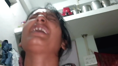 Indian bhabhi getting fucked in amateur bhabhi video