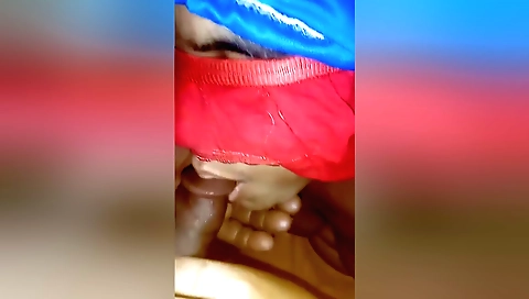 Indian babe gets fucked in her mouth in homemade porn