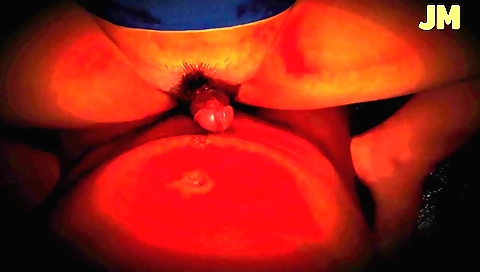 Indian amateur girl visits hometown and tries to make love
