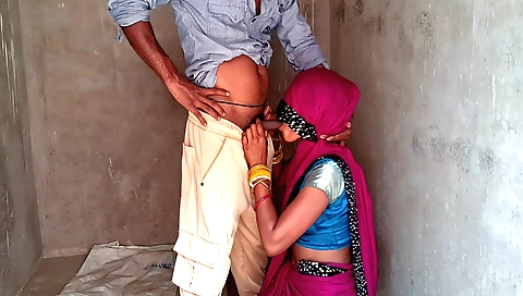Indian amateur chick with a big ass gets fucked deep