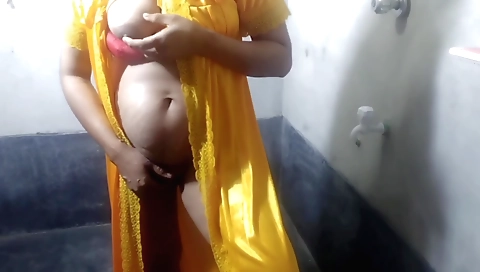 Busty stepmom with big tits seduces stepson into hardcore sex