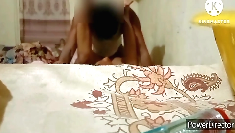 Amateur brunette girl with shaved pussy sucking and fucking