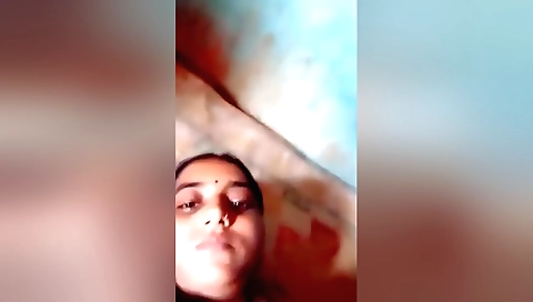 Amateur brunette showing her fucking in the village