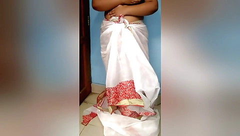 Indian pornstar naked video in homemade solo sex vid