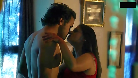 Big tits milf shows her cute natural form in sexy 4k film