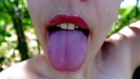 Hot amateur outdoor sex with no clothes and no makeup